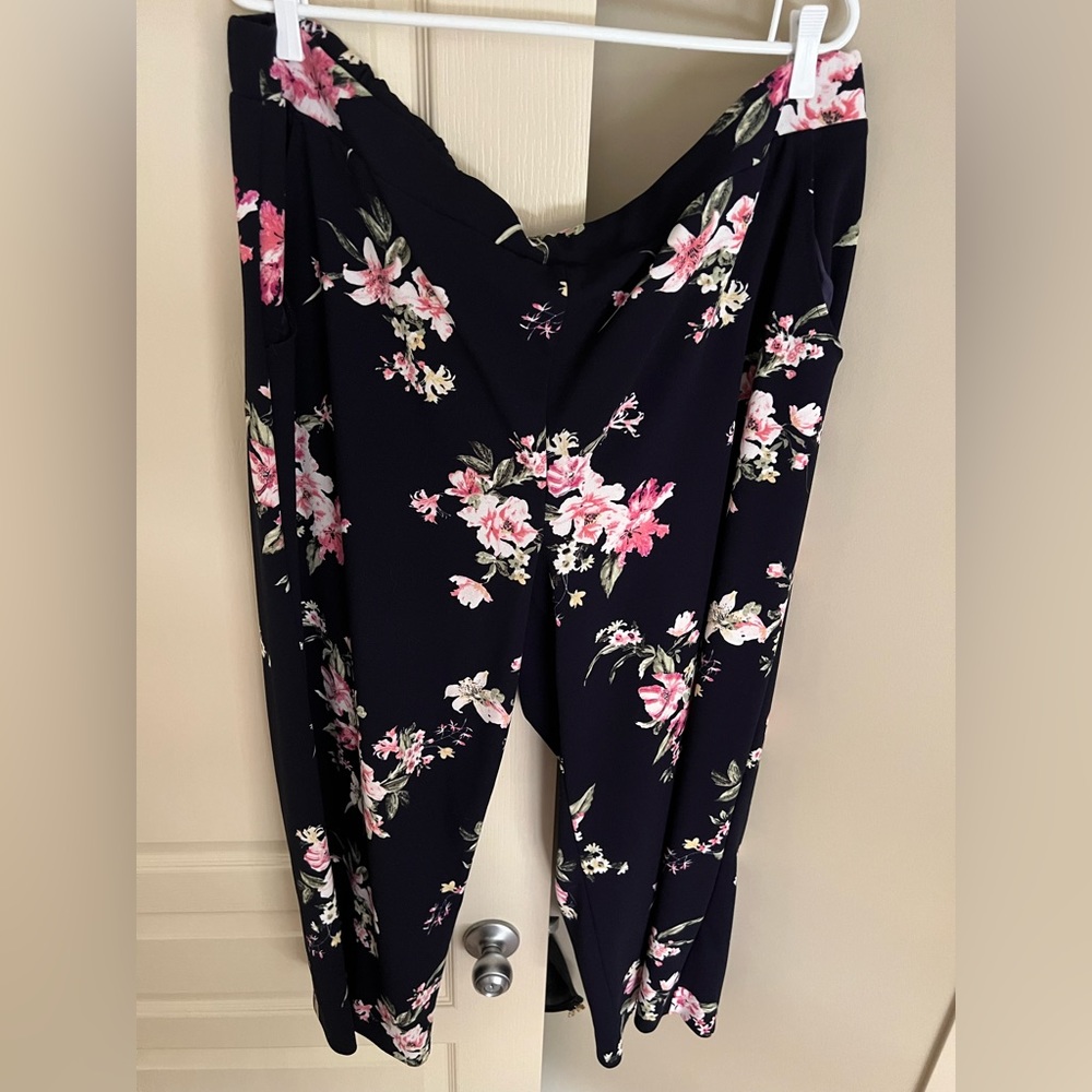 Dress capris